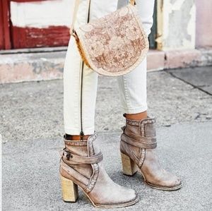 FREE PEOPLE Heirloom Booties